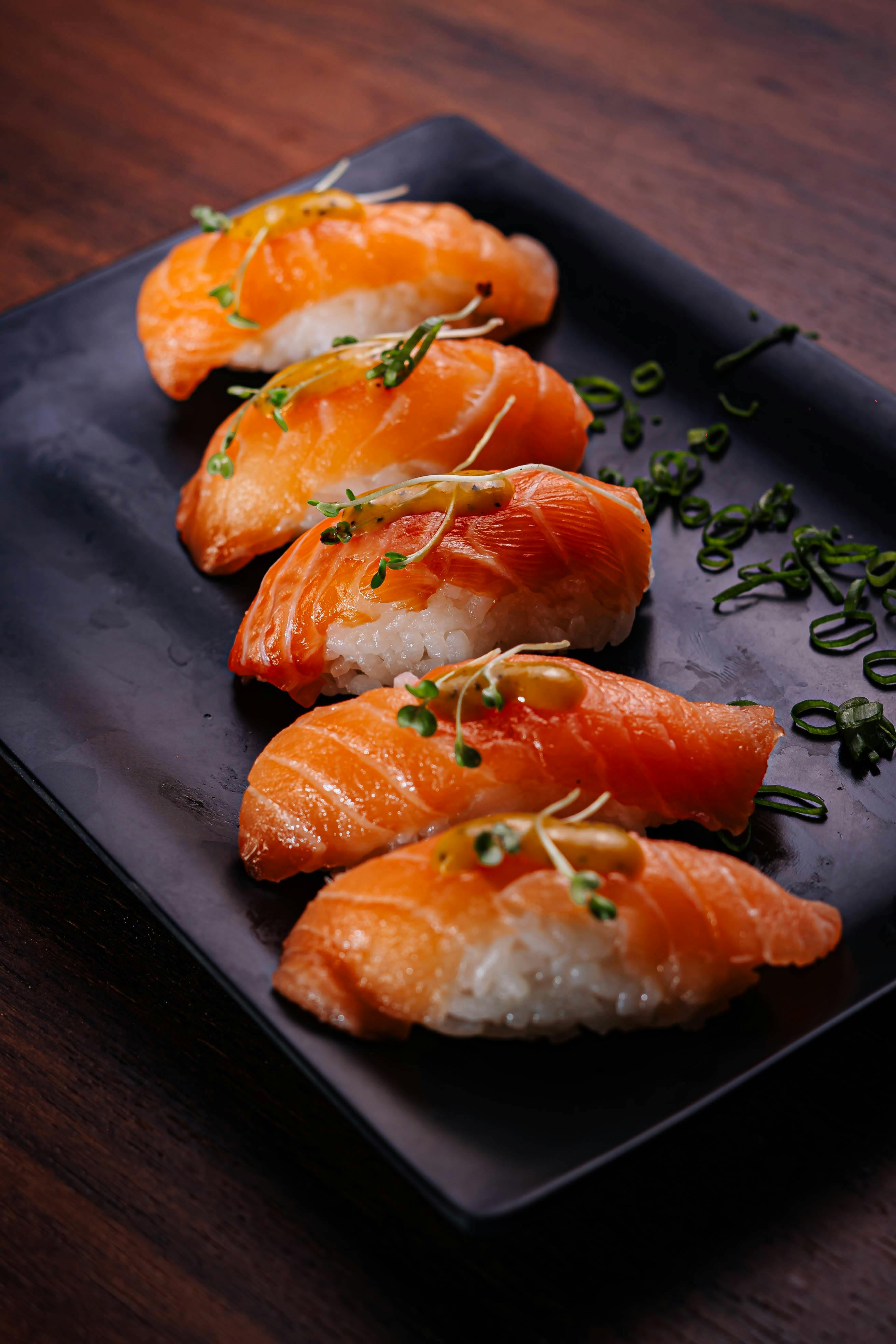 Salmon Avocado Roll